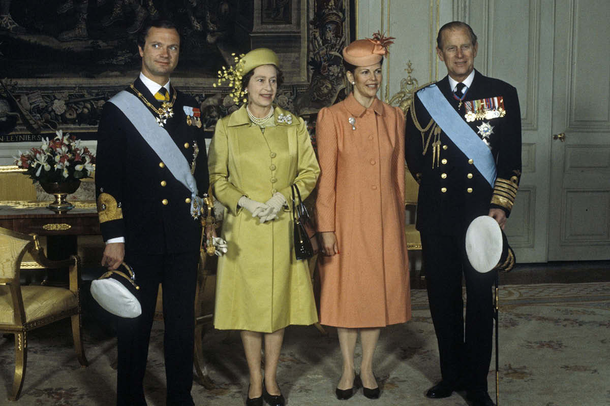 Dimension: 343 X 209 px
Size: KB
Type: Card image cap